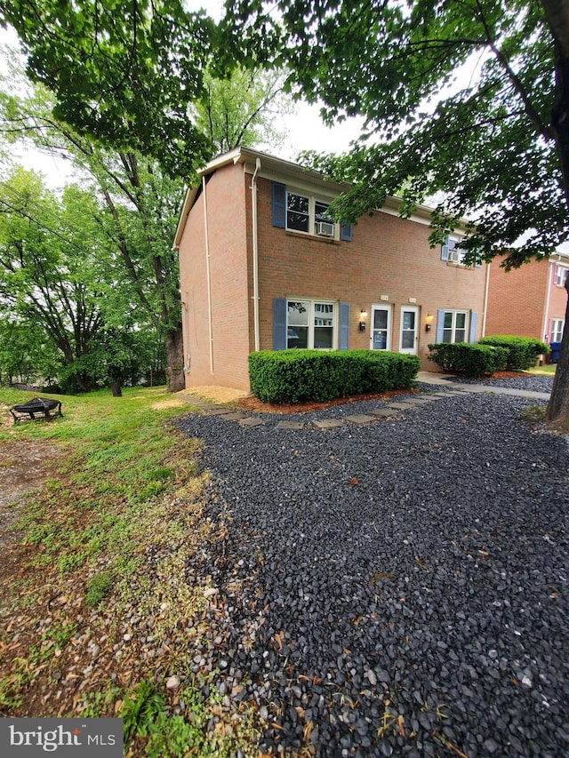 117 S Shenandoah Ave, Front Royal, VA 22630 - view of front of home with brick siding