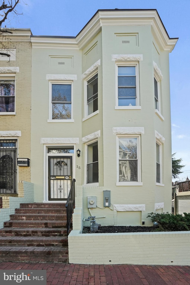 15 Todd Pl NE, Washington, DC 20002 - view of townhome / multi-family property