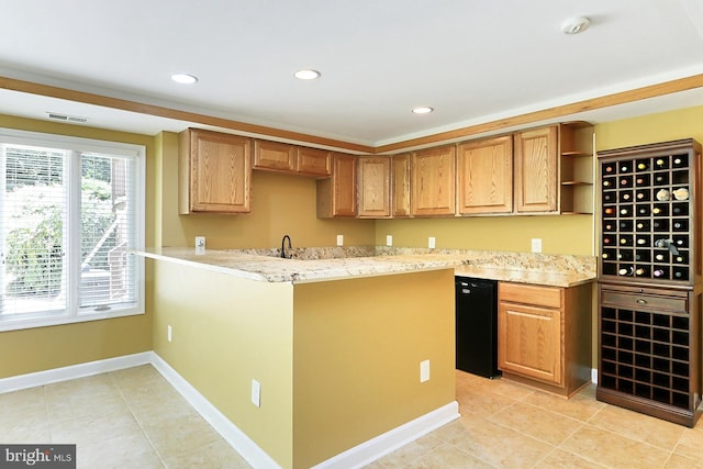 7808 Devereux Manor Ct, Fairfax Station, VA 22039 - kitchen featuring open shelves, baseboards, recessed lighting, light tile patterned floors, and a peninsula