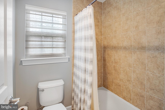 16340 Sandy Ridge Ct, Woodbridge, VA 22191 - full bathroom featuring shower / bath combo with shower curtain and toilet