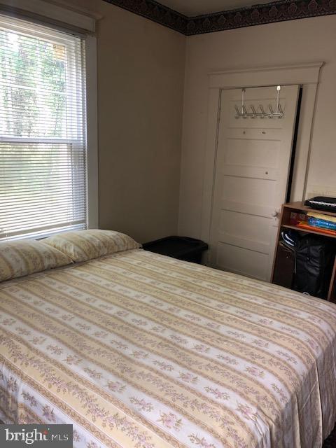 3812 Gwynn Oak Ave, Baltimore, MD 21207 - view of bedroom