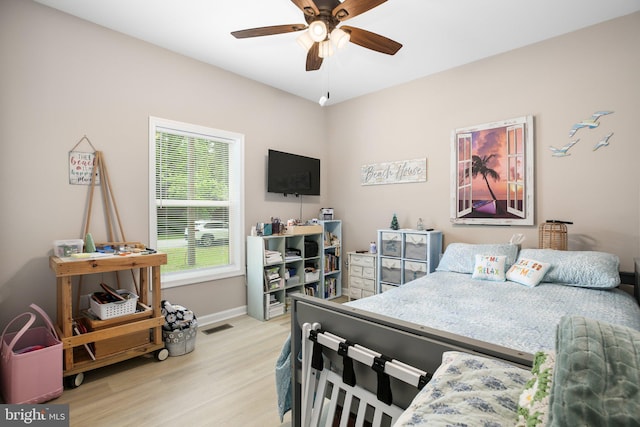 309 N Glebe Rd, Montross, VA 22520 - bedroom featuring light wood-style floors, baseboards, and ceiling fan