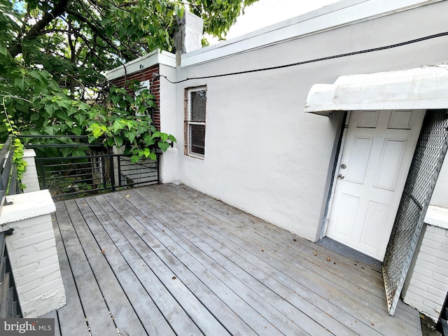 2067 W Stella St, Philadelphia, PA 19132 - view of wooden terrace