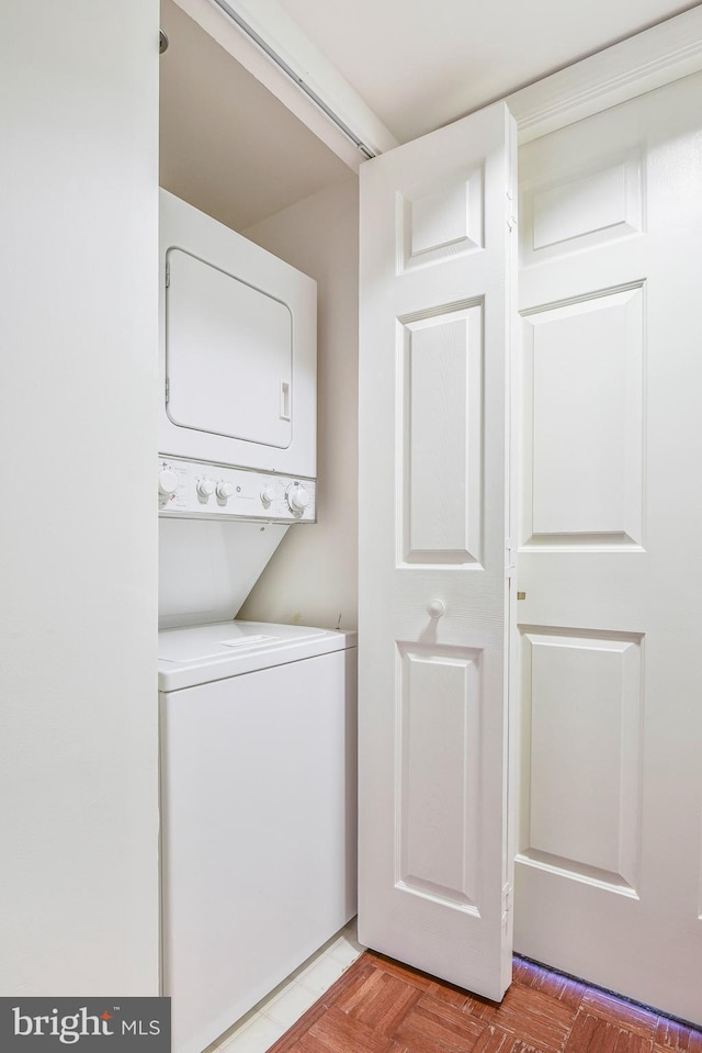 900 N Taylor St Unit 1105, Arlington, VA 22203 - washroom with stacked washing machine and dryer