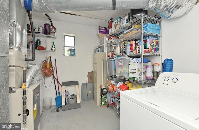 13 Dorset Dr, Ewing, NJ 08618 - laundry area with washer / clothes dryer