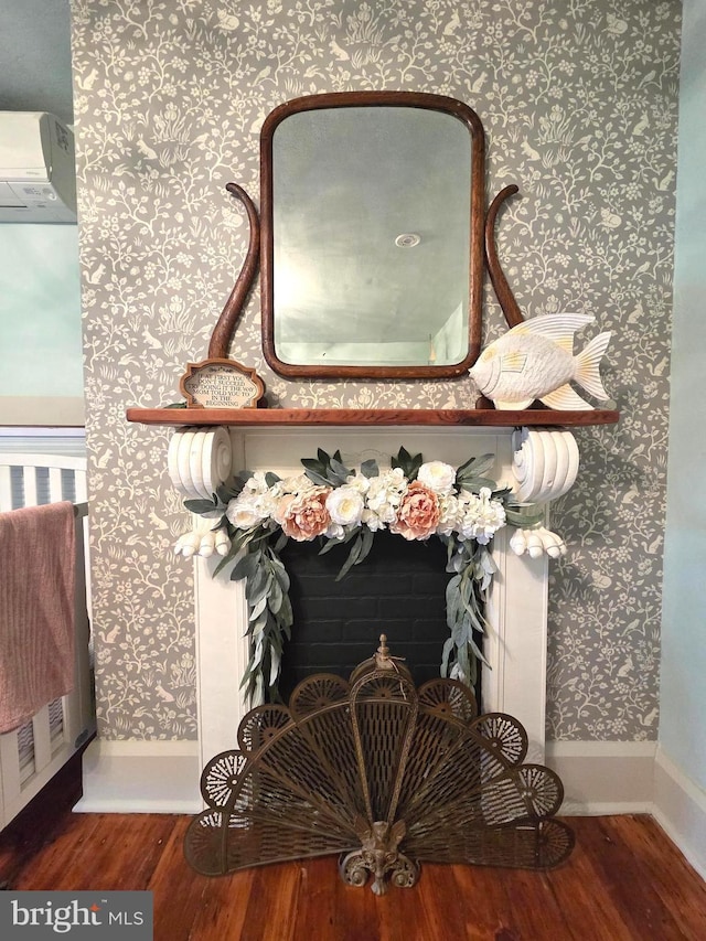 314 Bohemia Ave, Chesapeake City, MD 21915 - detailed view of wallpapered walls and wood finished floors