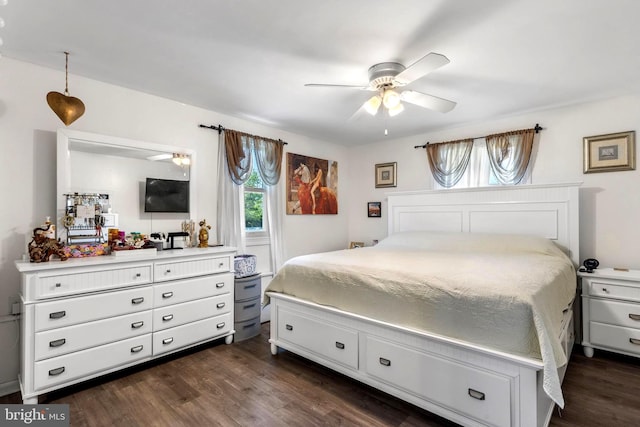 602 Lippincott Ave, Riverton, NJ 08077 - bedroom with dark wood finished floors and a ceiling fan