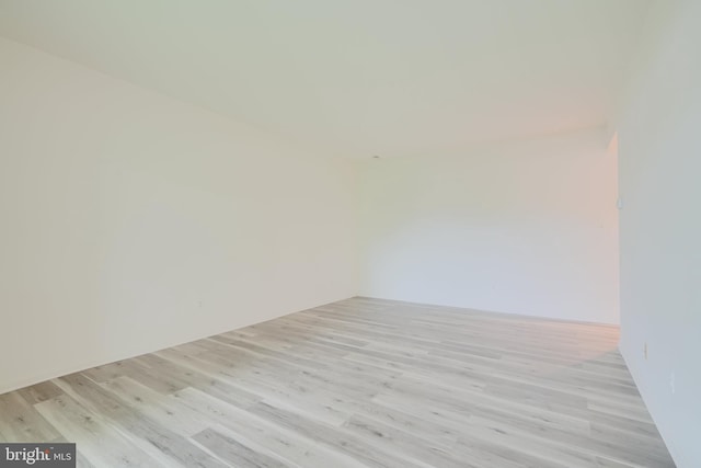 1 Brooking Ct Unit 202, Lutherville Timonium, MD 21093 - spare room featuring light wood finished floors