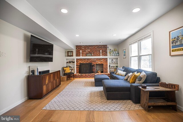 36 Gettysburg Ln, Newtown, PA 18940 - living area with light wood-style floors, baseboards, a fireplace, and recessed lighting