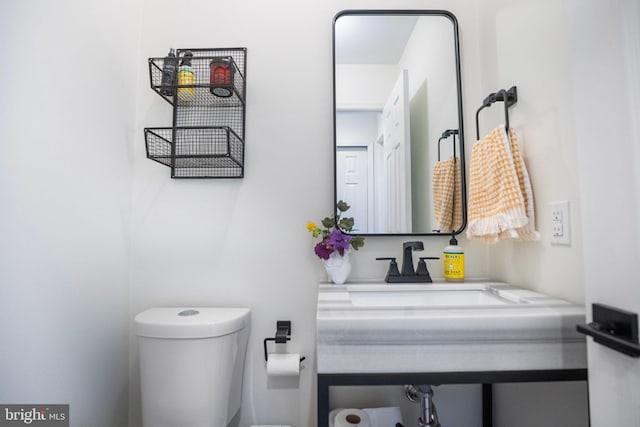 36 Gettysburg Ln, Newtown, PA 18940 - bathroom with a sink and toilet