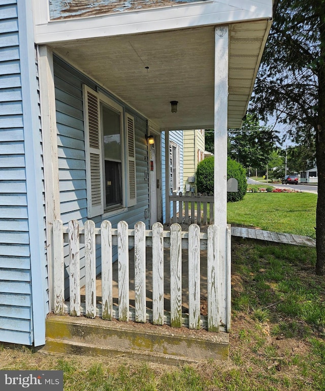 49 Front St, Wyoming, DE 19934 - exterior view