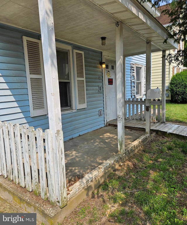 49 Front St, Wyoming, DE 19934 - view of porch