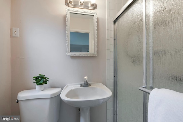 3702 Forest Grove Dr, Annandale, VA 22003 - bathroom featuring toilet and a shower stall