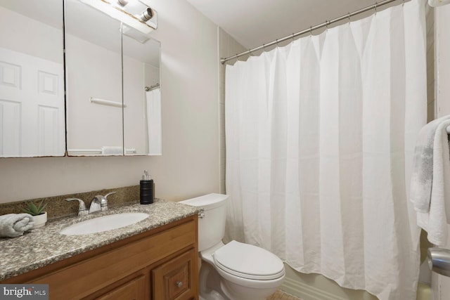3702 Forest Grove Dr, Annandale, VA 22003 - full bath with vanity, toilet, and shower / bath combination with curtain