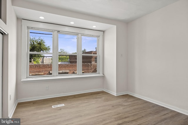 1294 Chase St, Camden, NJ 08104 - spare room with light wood-style floors, baseboards, and recessed lighting