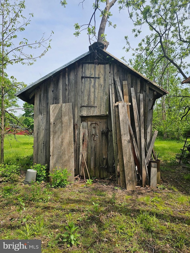 302 W Front St, Lewisberry, PA 17339 - view of outdoor structure with an outdoor structure