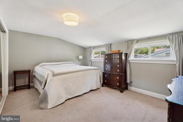 1558 Lukens Ave, Abington, PA 19001 - bedroom with carpet flooring, baseboards, and vaulted ceiling