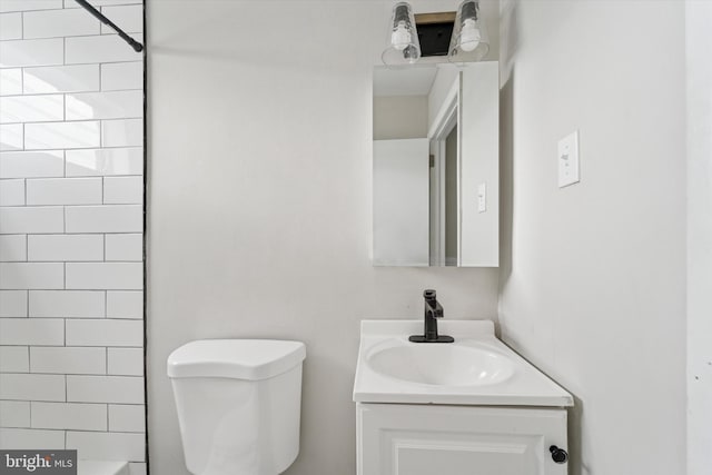 3819-3821 Garrett Rd, Drexel Hill, PA 19026 - full bath featuring toilet and vanity