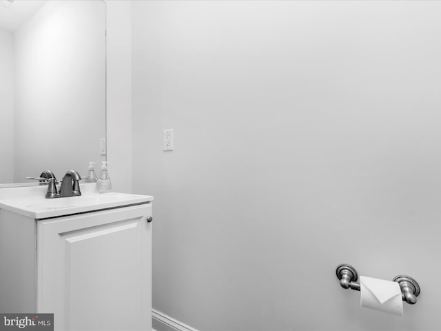 418 E Lanvale St, Baltimore, MD 21202 - bathroom featuring vanity