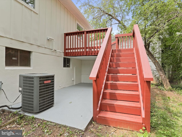 230 Allison Ave, Winchester, VA 22601 - view of stairway