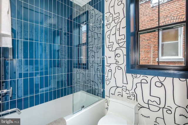 full bath featuring toilet and shower / tub combination