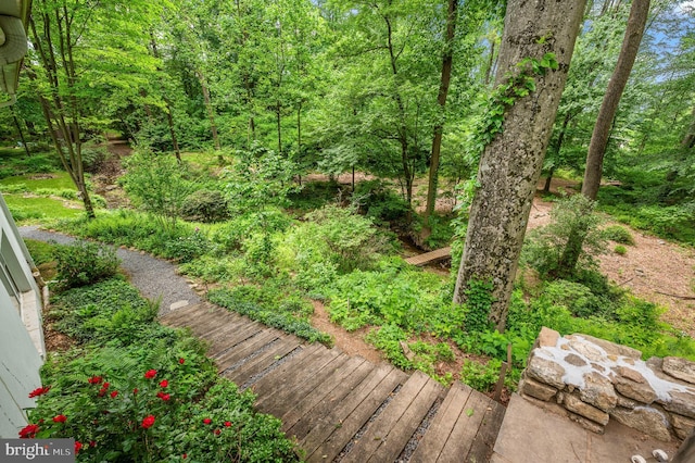 512 Worthington Rd, Chester Springs, PA 19425 - view of deck