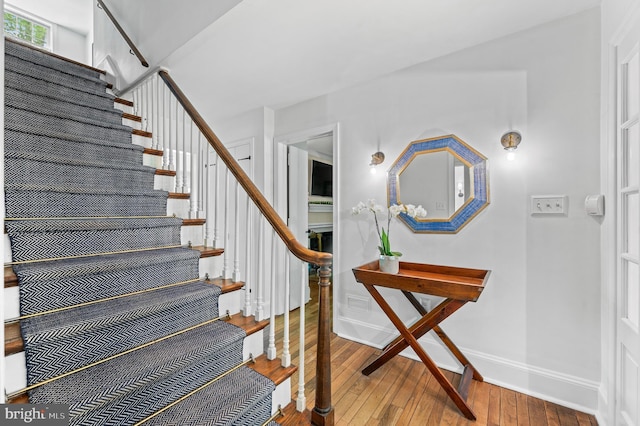 512 Worthington Rd, Chester Springs, PA 19425 - staircase featuring wood-type flooring and baseboards