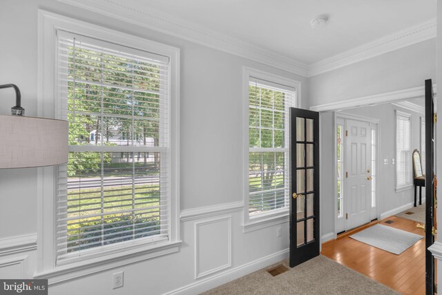 14745 Jennifer Ct, Issue, MD 20645 - foyer with crown molding and wood finished floors