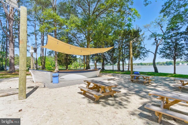 14745 Jennifer Ct, Issue, MD 20645 - surrounding community featuring a water view