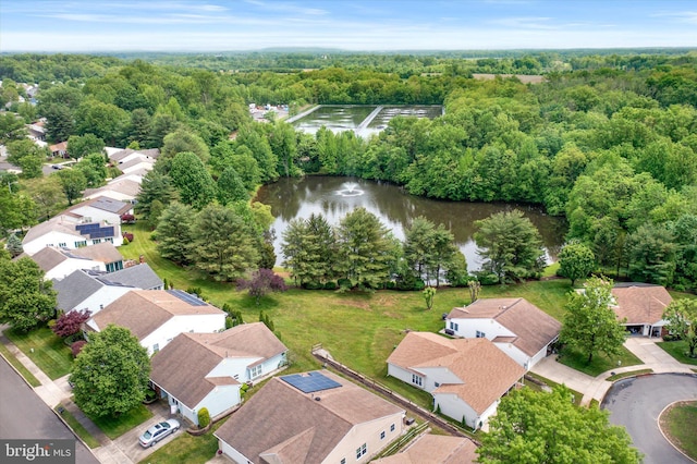 104 Lake View Ct, Columbus, NJ 08022 - aerial perspective of suburban area featuring a nearby body of water and a forest