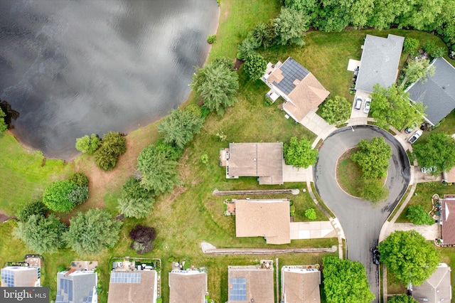 104 Lake View Ct, Columbus, NJ 08022 - aerial view of property and surrounding area featuring nearby suburban area