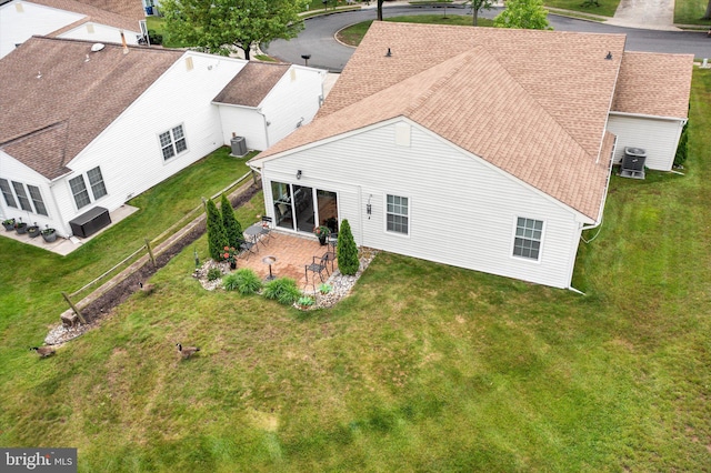 104 Lake View Ct, Columbus, NJ 08022 - aerial view of property and surrounding area