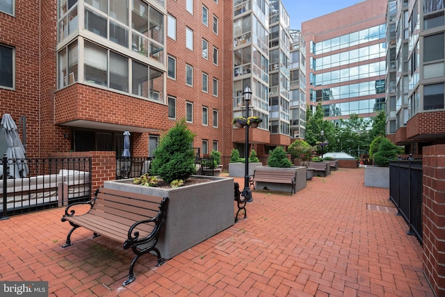 1045 N Utah St Unit 2-304, Arlington, VA 22201 - view of home's community