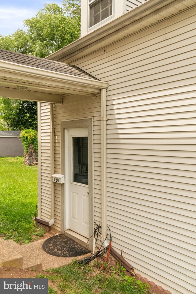 600 Grace St, Herndon, VA 20170 - view of exterior entry
