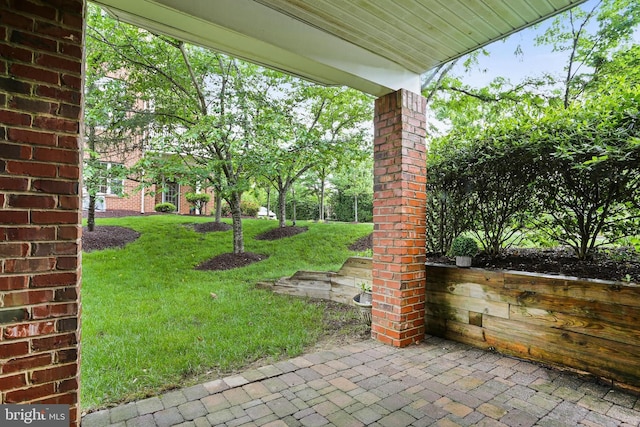 2714 Cabernet Ln, Annapolis, MD 21401 - view of grassy yard