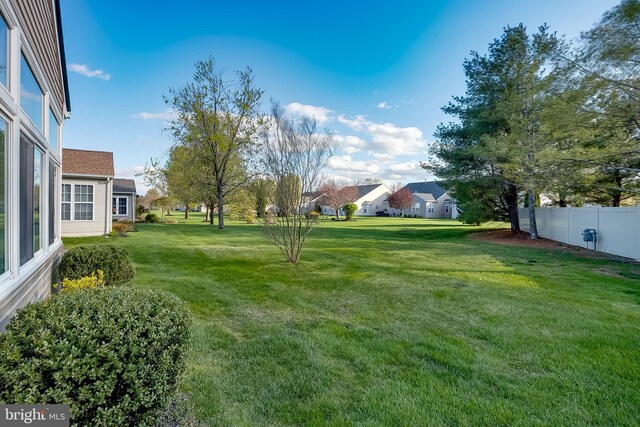 4 Montclair Ave, Berlin, NJ 08009 - view of yard