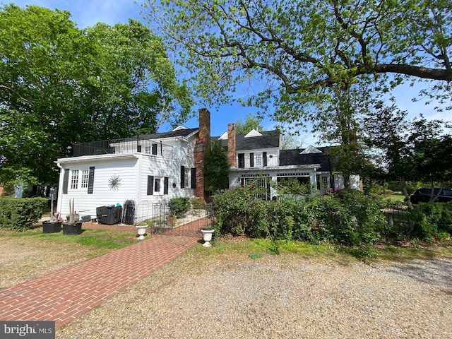 5110 Berclair Plantation Ln, Fredericksburg, VA 22408 - view of front of home with a chimney