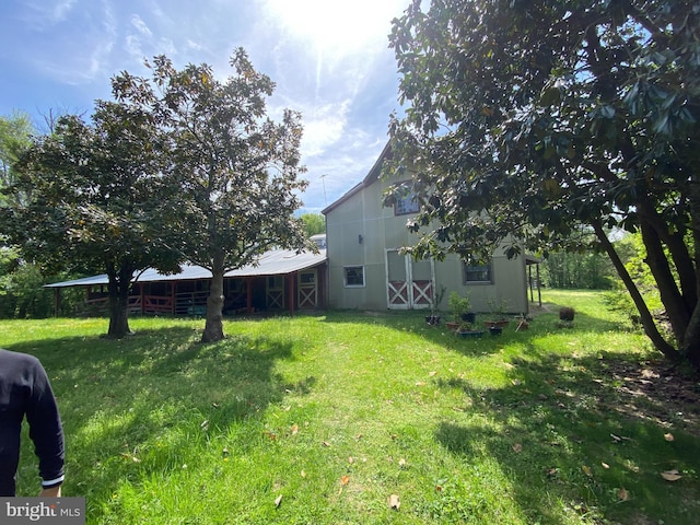 5110 Berclair Plantation Ln, Fredericksburg, VA 22408 - view of grassy yard featuring a barn and an outdoor structure