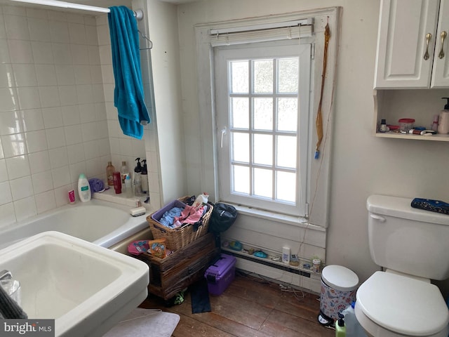 5110 Berclair Plantation Ln, Fredericksburg, VA 22408 - full bathroom featuring plenty of natural light, toilet, and wood finished floors