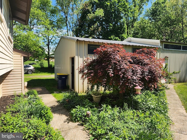 view of property exterior