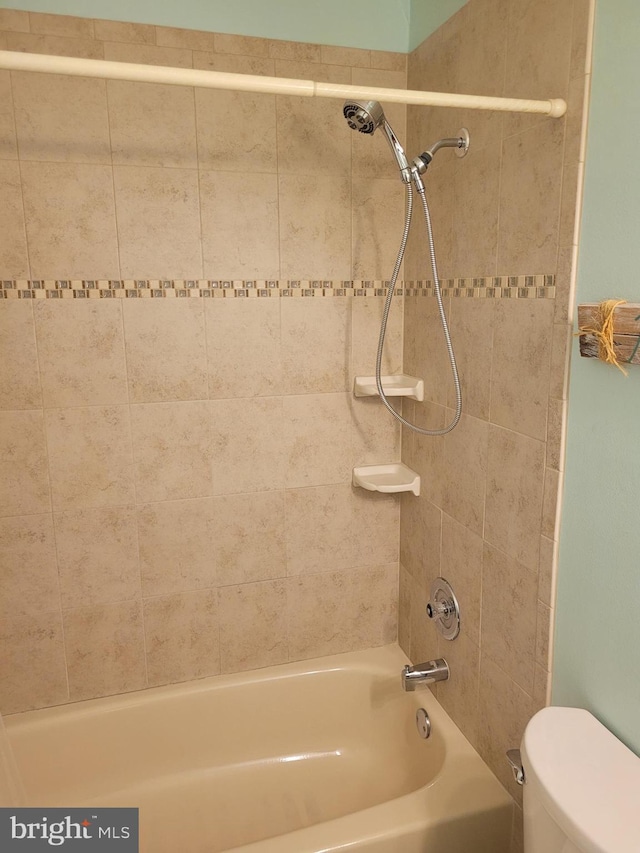 13 Amherst Ct, Bordentown, NJ 08505 - full bathroom featuring toilet and bathing tub / shower combination