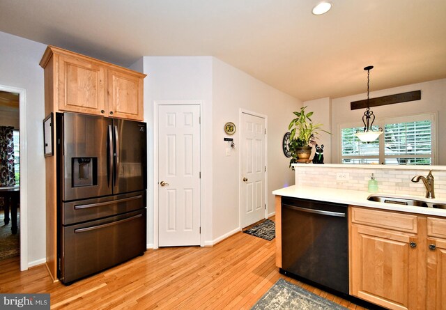 15 Eagle Rd, Phoenixville, PA 19460 - kitchen with stainless steel fridge, dishwasher, a sink, light wood-style flooring, and recessed lighting