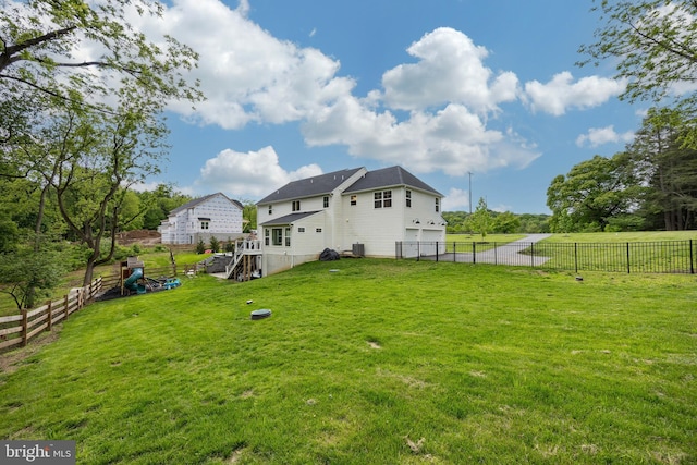 1051 Glen Hall Rd, Kennett Square, PA 19348 - back of property with an attached garage