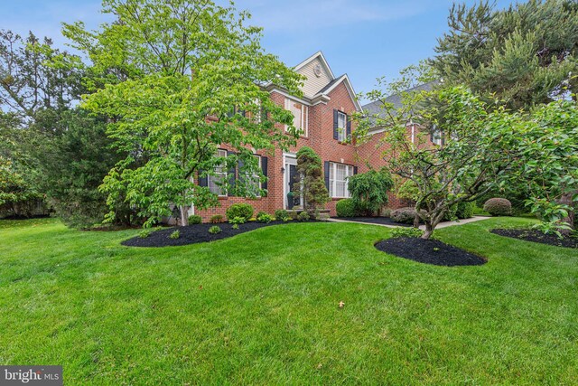 537 Tawnyberry Ln, Collegeville, PA 19426 - view of front of house with brick siding and a front yard