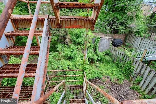 116 Callender St, Baltimore, MD 21201 - view of play area featuring a fenced backyard