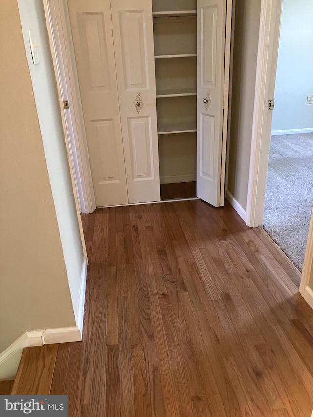 9118 Bobwhite Cir, Gaithersburg, MD 20879 - view of closet