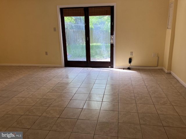 9118 Bobwhite Cir, Gaithersburg, MD 20879 - spare room with tile patterned flooring and baseboards