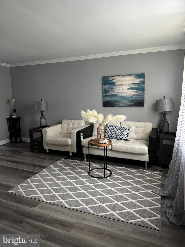4602 Ashville St, Philadelphia, PA 19136 - living area featuring wood finished floors, crown molding, and baseboards