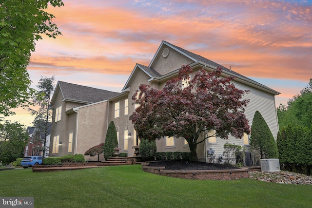 13 Lenape Ct, Mount Laurel, NJ 08054 - view of front of home with a front lawn and stucco siding