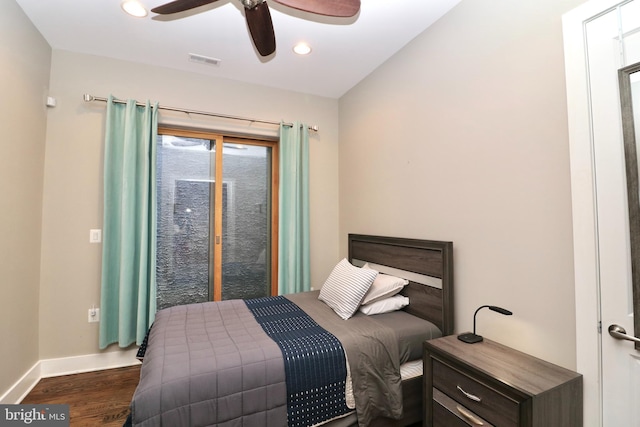 bedroom featuring dark wood finished floors, baseboards, recessed lighting, and a ceiling fan